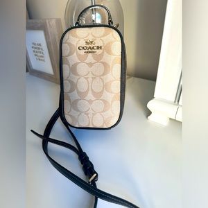 Coach small phone and card bag